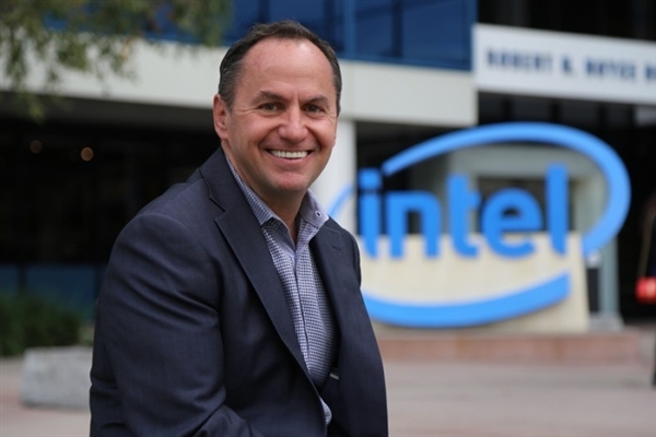 Intel CEO回应芯片大神Jim Keller离职：我们有7万工程师、人才济济