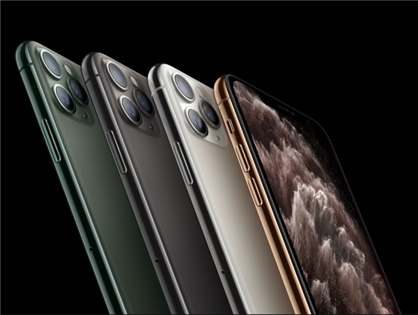 消息称苹果正测试折叠屏iPhone：没有刘海、铰链隐藏