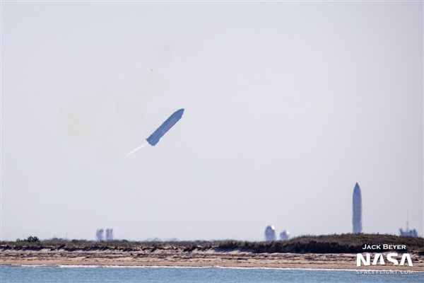 2021年第二次航天失败：SpaceX星舰SN9爆炸