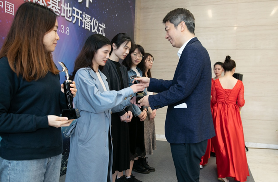 康佳电视新媒体基地揭牌仪式在光明康佳科技中心举行