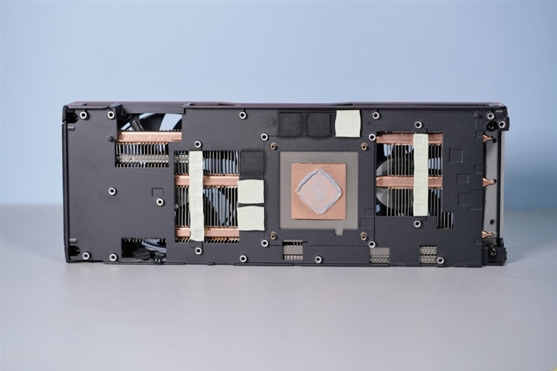 AMD第一款真正超越对手的显卡！Radeon RX 6700 XT首发评测