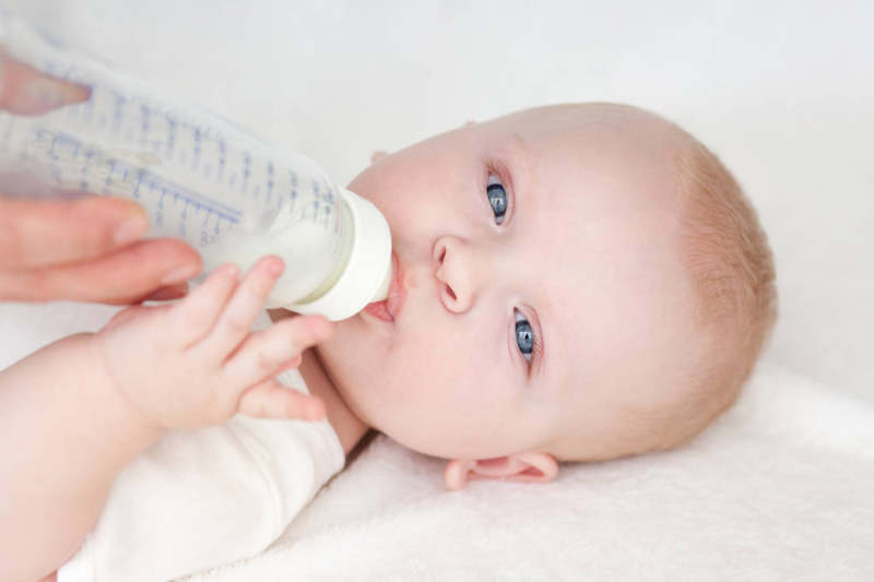 婴幼儿奶粉新国标发布，行业优势向头部企业集中