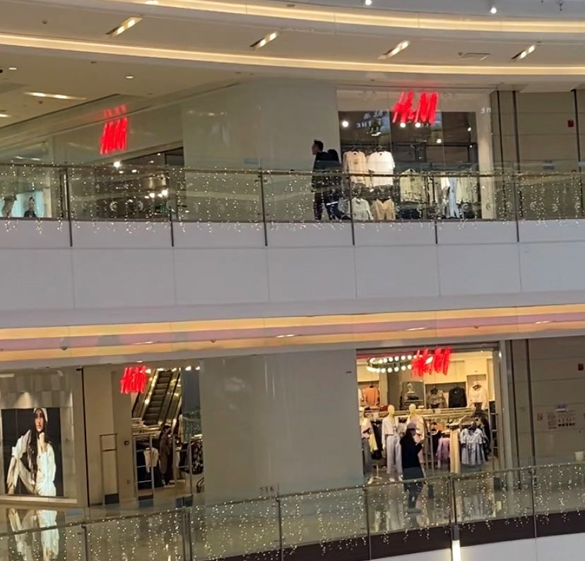 实地探访丨郑州、西安H&M店现状，风波之下变化几何？