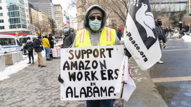 亚马逊赢得投票：仓库工人成立工会计划受挫