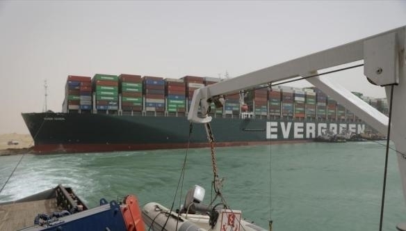 长赐号货轮堵死苏伊士运河还没完 航运巨头表态：货运还受影响