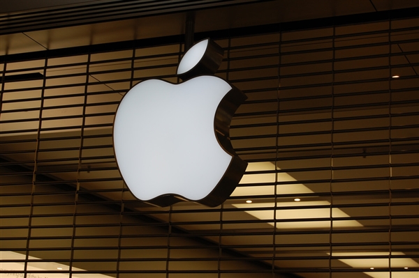 苹果因官网价格乌龙被起诉 律师：苹果条款有特斯拉的那副嘴脸
