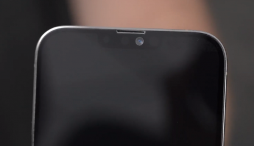 iPhone 13 Pro Max机模亮相：刘海更小 摄像头更大