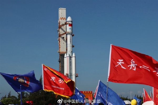 中国航天喜事连连 空间站第二发来了：天舟二号货运飞船已到发射区