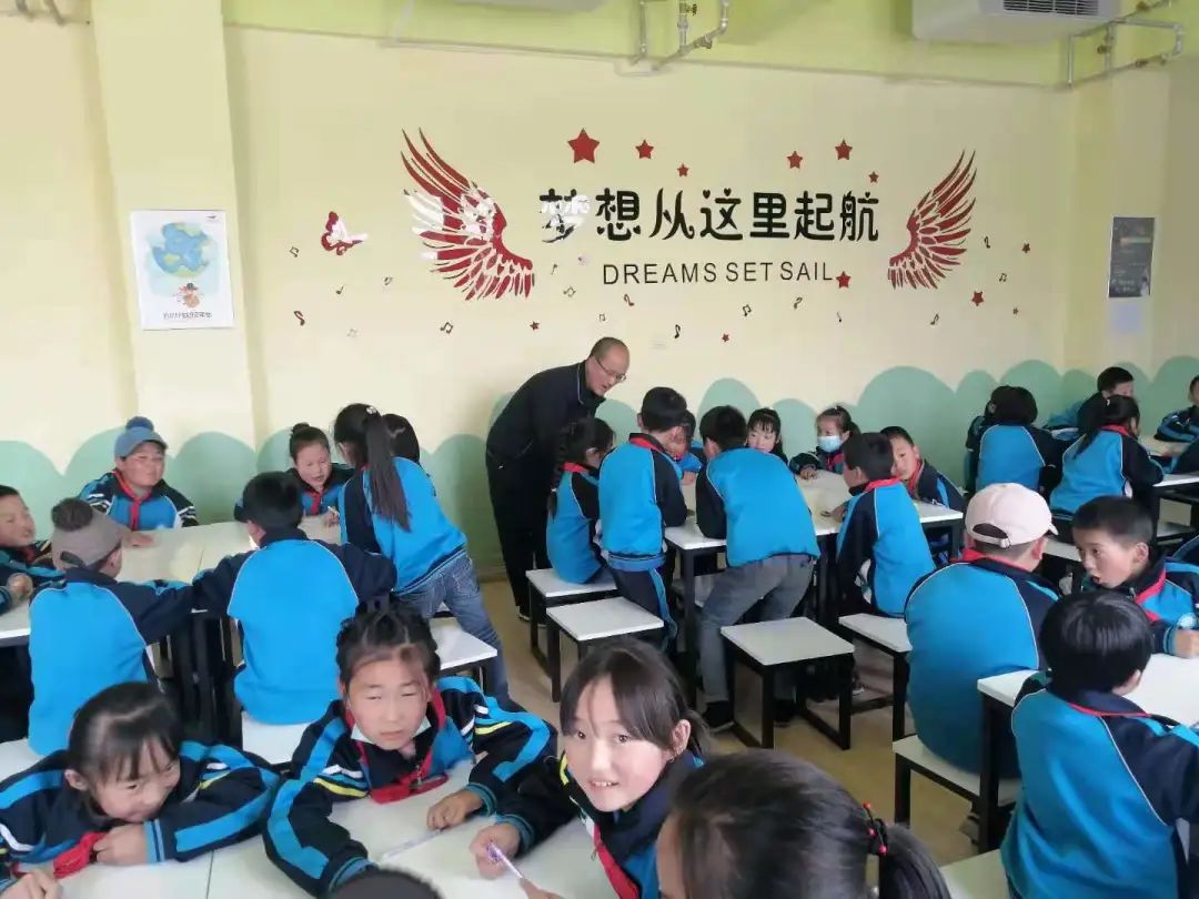 “梦想中心”教室·捐赠 | 甘肃宕昌理川小学2021春季学期课程“梦想起飞”