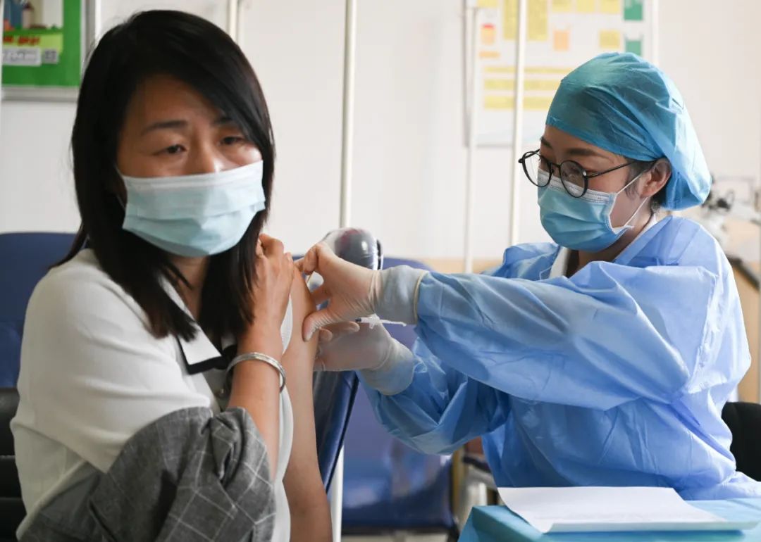 深圳新增2例无症状，广州相关传染链已增至7人！6月9日后不能接种疫苗第一针？真相是…