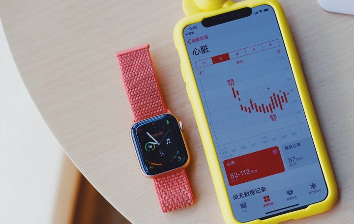 边框更窄、性能更强，大变样的 Apple Watch 7 能走向更多人的手腕吗？