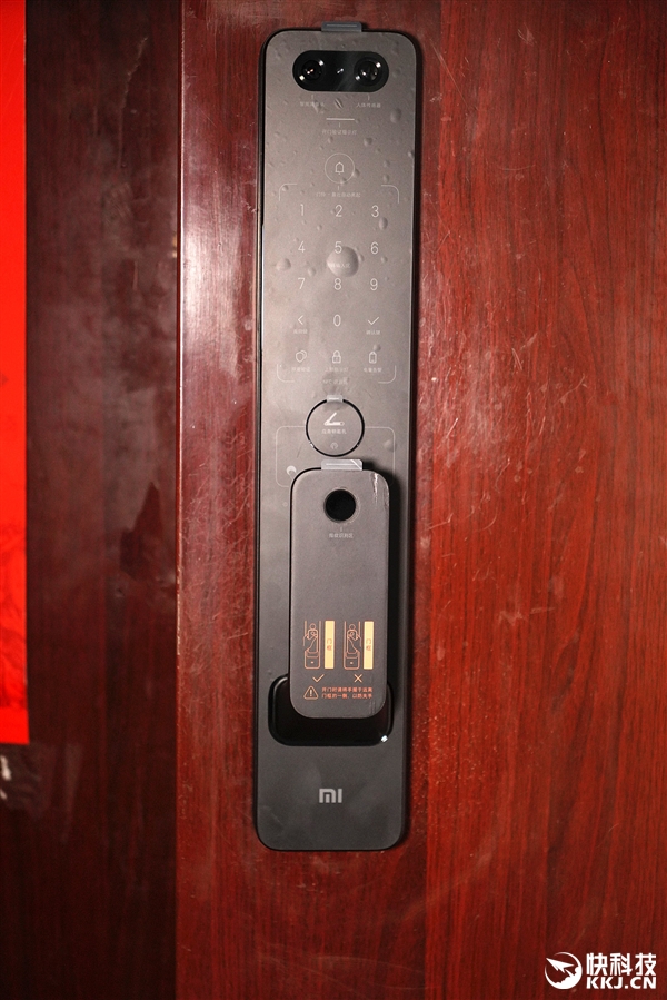 小米全自动智能门锁Pro图赏：门锁、门铃、摄像头三合一