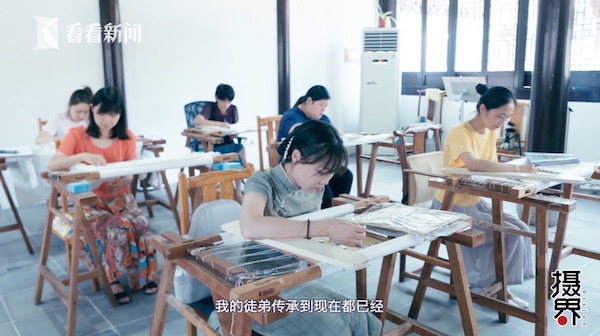 视频｜匠人文化丨一针一线，唤醒沉睡400年的上海记忆