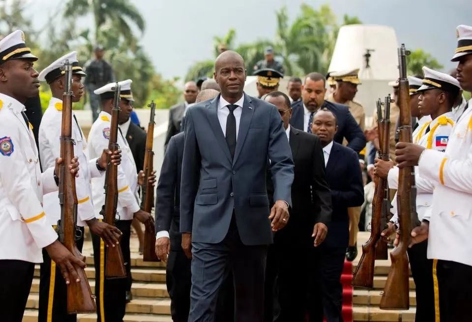 海地总统中12枪身亡：反对派、黑帮，谁是幕后真凶？