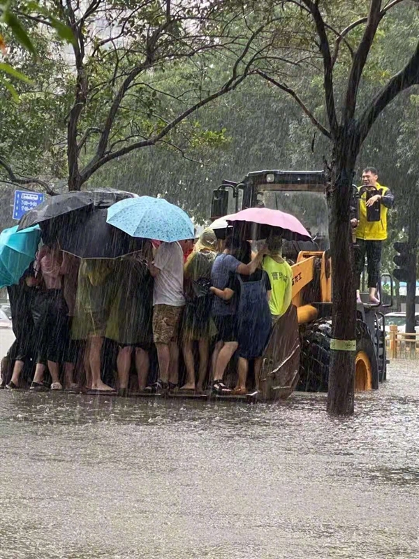 华为驰援河南暴雨灾区：187名工程师在一线