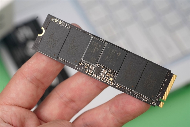 希捷酷玩530 2TB SSD 评测：7GB/s无可匹敌标杆、PS5完美兼容