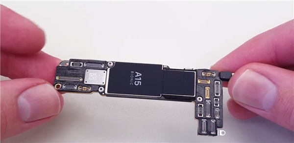 iPhone 13四款型号电池容量揭晓：相比苹果12确实大提升！
