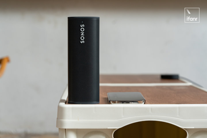 Sonos Roam SL 体验：蓝牙和 WiFi 双模，终于可以从室内走向室外