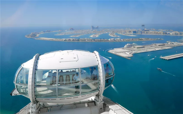 世界最高摩天轮“迪拜眼”正式启用：直径250米 单个座舱可容纳40人