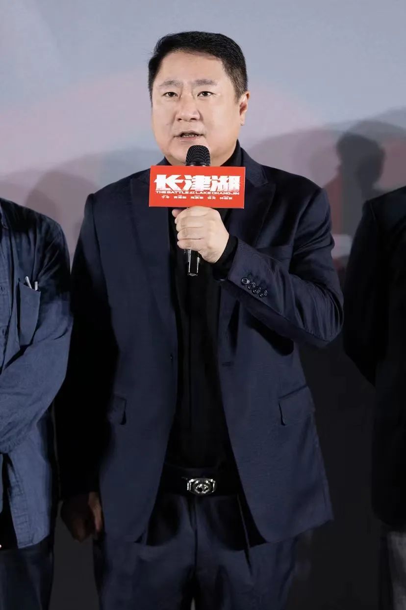 57天57亿！长津湖刷新30余项中国影史纪录《长津湖》在美国上映后，观众这样评价！