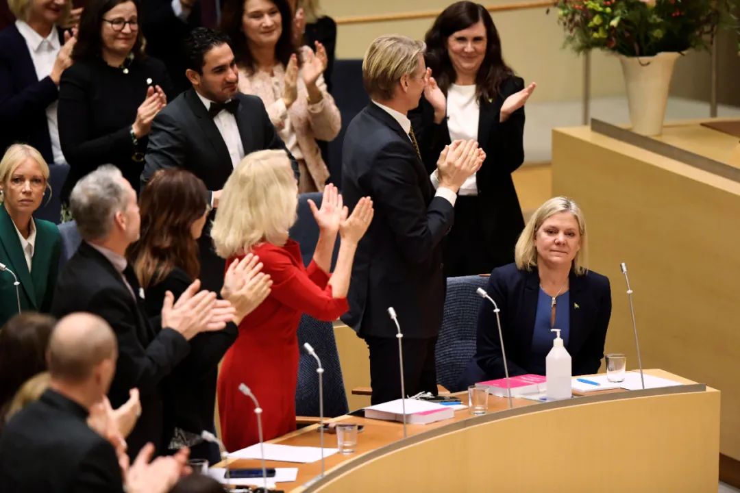 是什么让瑞典首位女首相当选8小时就辞职？