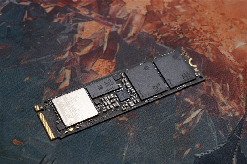 必须顶级PCIe 4.0 SSD？PS5扩展硬盘测试：结果大出所料