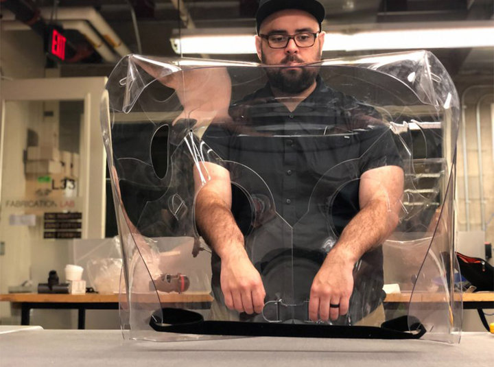 哈佛给 iPhone 设计了一个「能屈能伸」的摄影头，灵感来自折叠椅