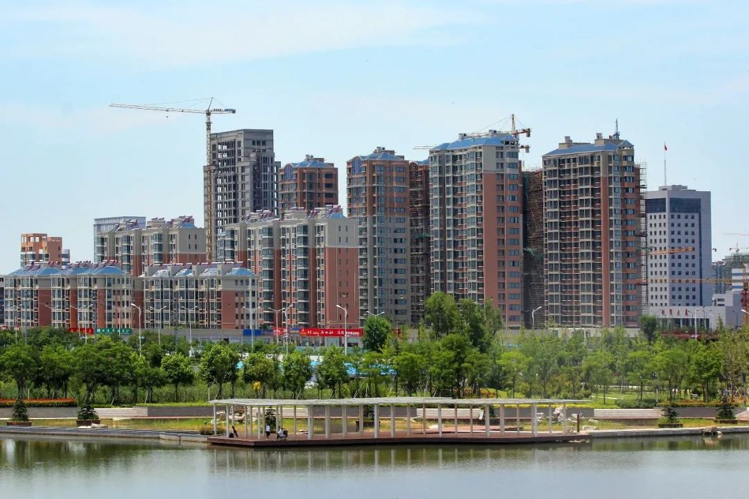 35城2020年一手住宅成交量：深圳一手房均价最高，中西部5城领衔