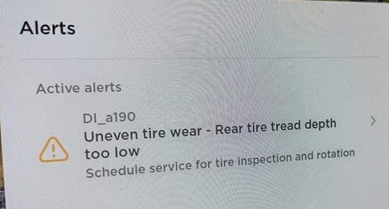 大赞！特斯拉车机解锁新功能：可检测轮胎是否过度磨损