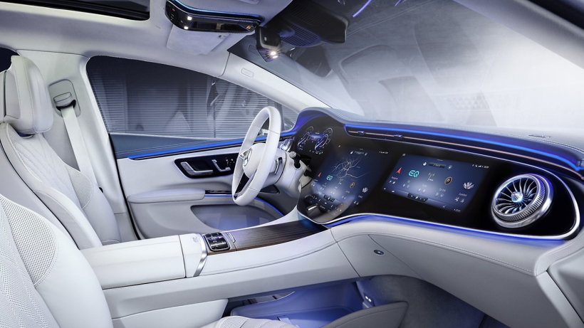 LG为2022款梅赛德斯-奔驰EQS提供车载信息娱乐系统 采用P-OLED技术