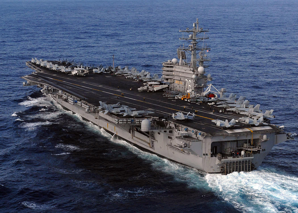 美军“3+2”航母编队集结西太平洋，中国专家：“交接班”导致，不会维持太长时间