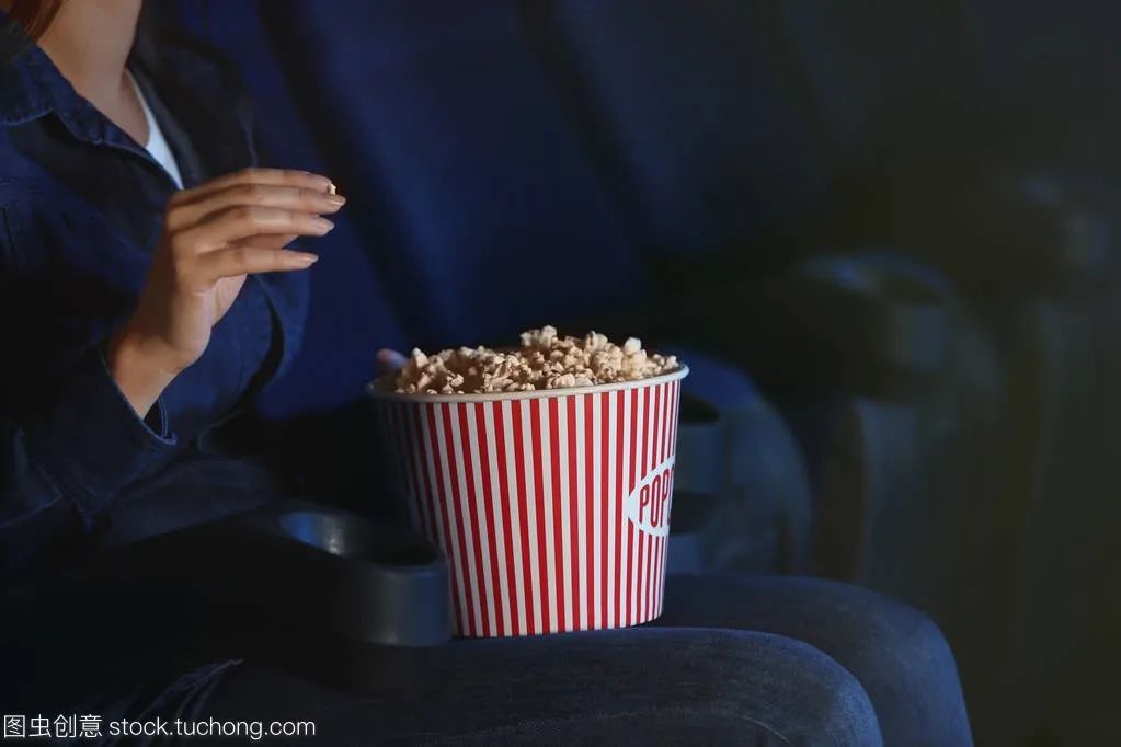每年躺赚300万的电影院，或将迎来史上最惨烈的倒闭潮