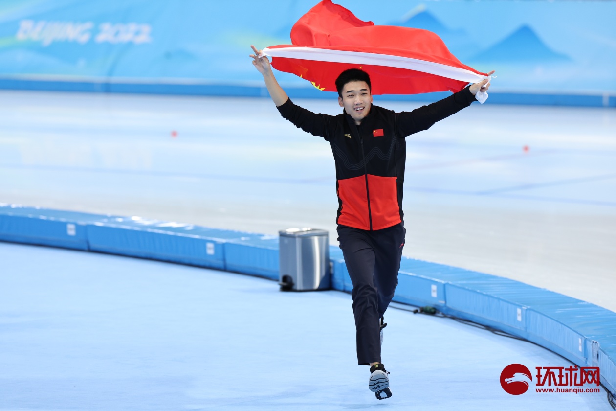 高亭宇获速滑男子500米冠军，还破奥运纪录，网友大赞：太牛了！