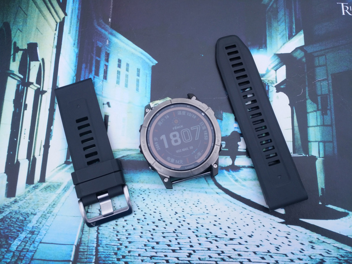 佳明 Fenix 7X 腕表体验：全能户外手表，运动数据专业