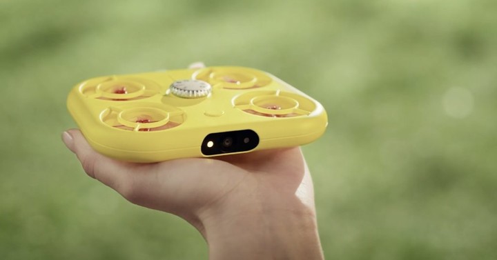 Snap 的 pixy 无人机，是个专为社交平台开发的「小黄人」