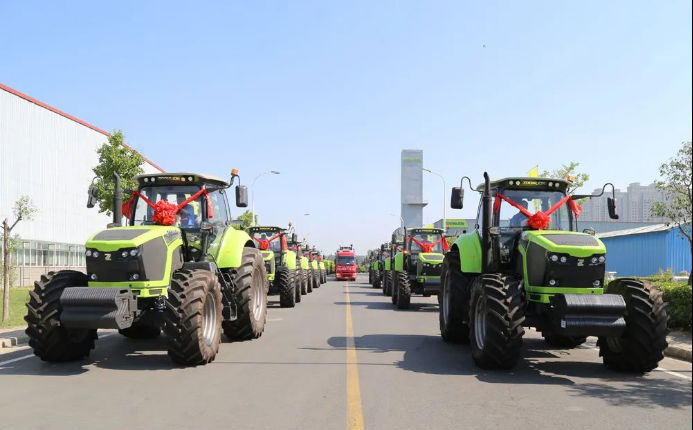“极光绿”闪耀世界，中联重科千台农机批量出口“一带一路”