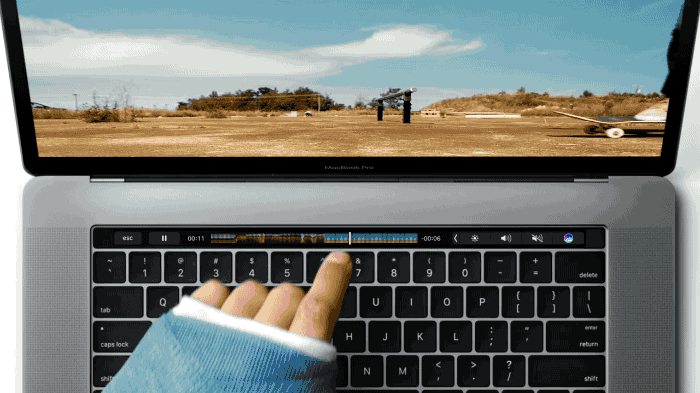 初代配备 Touch Bar 的 MacBook Pro，已被苹果无情淘汰