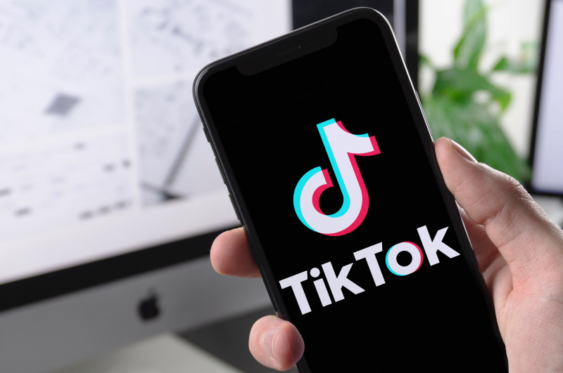 Tiktok宣布推出新字幕和翻译工具，支持自动生成字幕功能