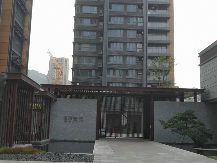 深圳豪宅再现“日光”：6000万级户型被首先抢空 “价格倒挂”到什么程度？