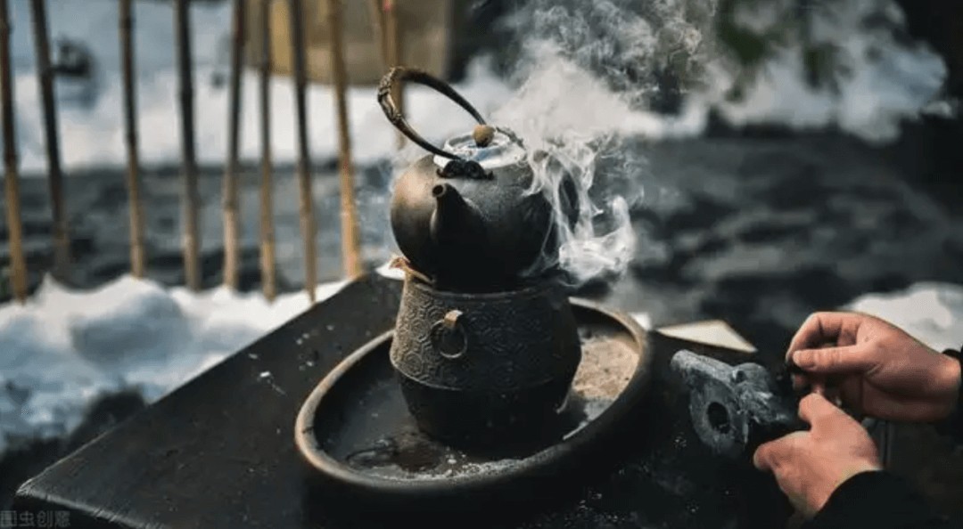 围炉煮茶「一场虚火」：头部茶企缺位，生活焦虑难解