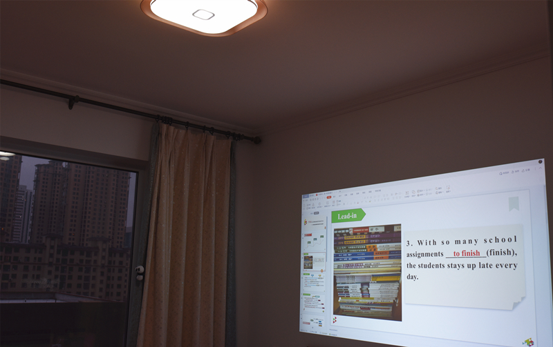 明基 MH560 高亮投影仪体验：它帮我实现居家网课视觉的最大化