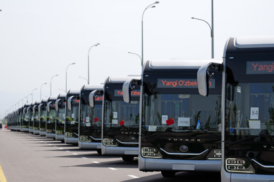 跨越5000多公里！800辆宇通客车首批正式交付乌兹别克斯坦