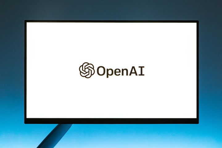 OpenAI、Meta 等七巨头联手，打造 AI 时代的防伪「身份证」