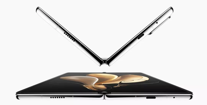 三星 Galaxy Z Flip5/Z Fold5 发布：更大更轻薄，3.4 英寸外屏玩出花