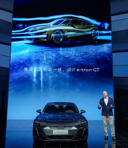 树立纯电GT新标杆 奥迪e-tron GT上市售99.98万元