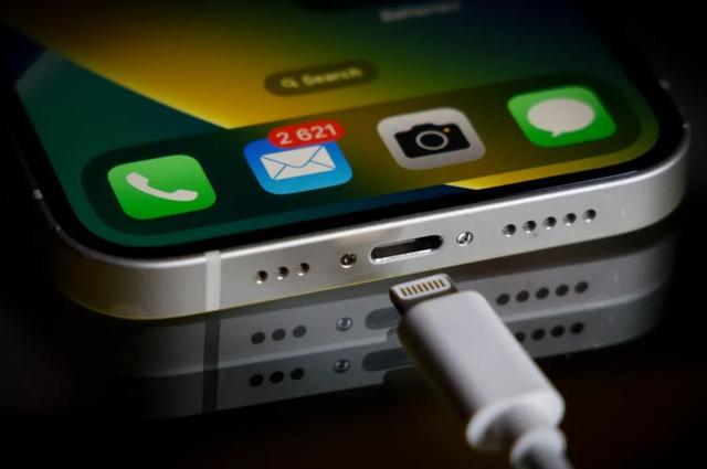 今年苹果最重要的盛会前瞻：iPhone 15跟刘海屏和Lightning端口说拜拜
