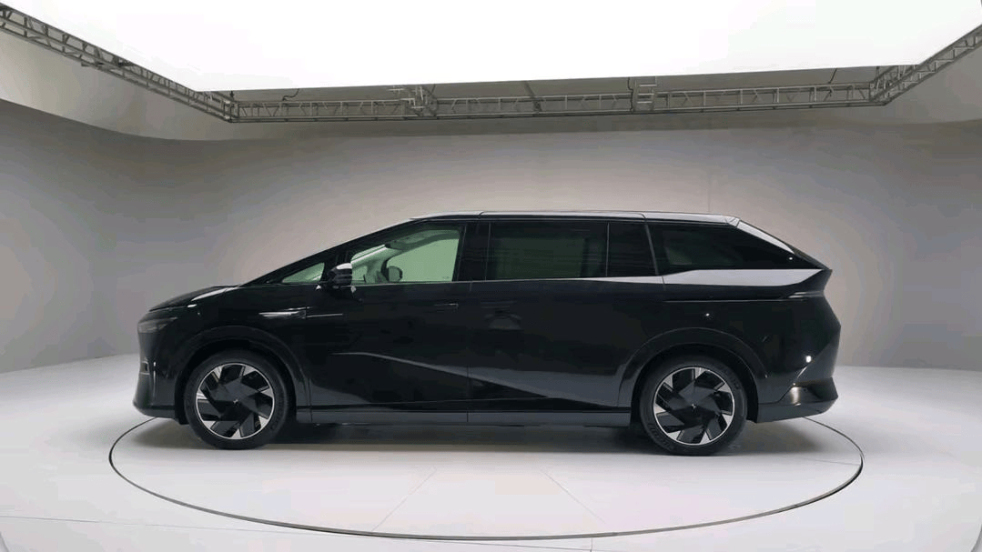 小鹏X9将于2023广州车展预售