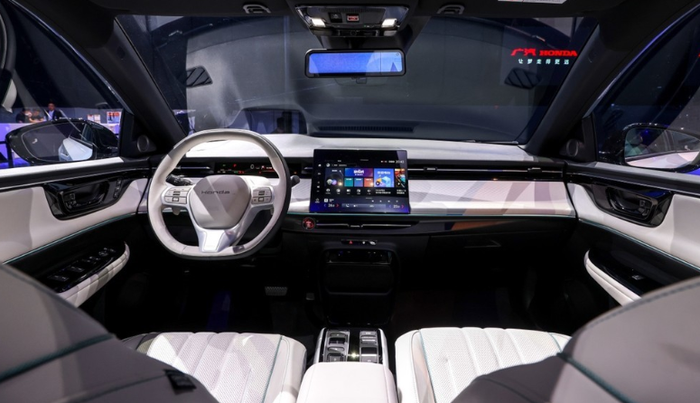 广汽本田全新纯电力作e:NP2极湃2：定位紧凑型纯电SUV、明年上市
